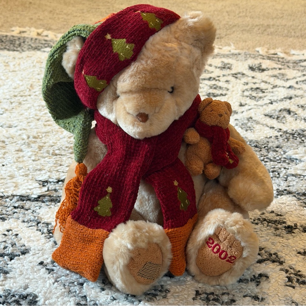 Vintage Cherished Teddy Bear - Christmas 2002